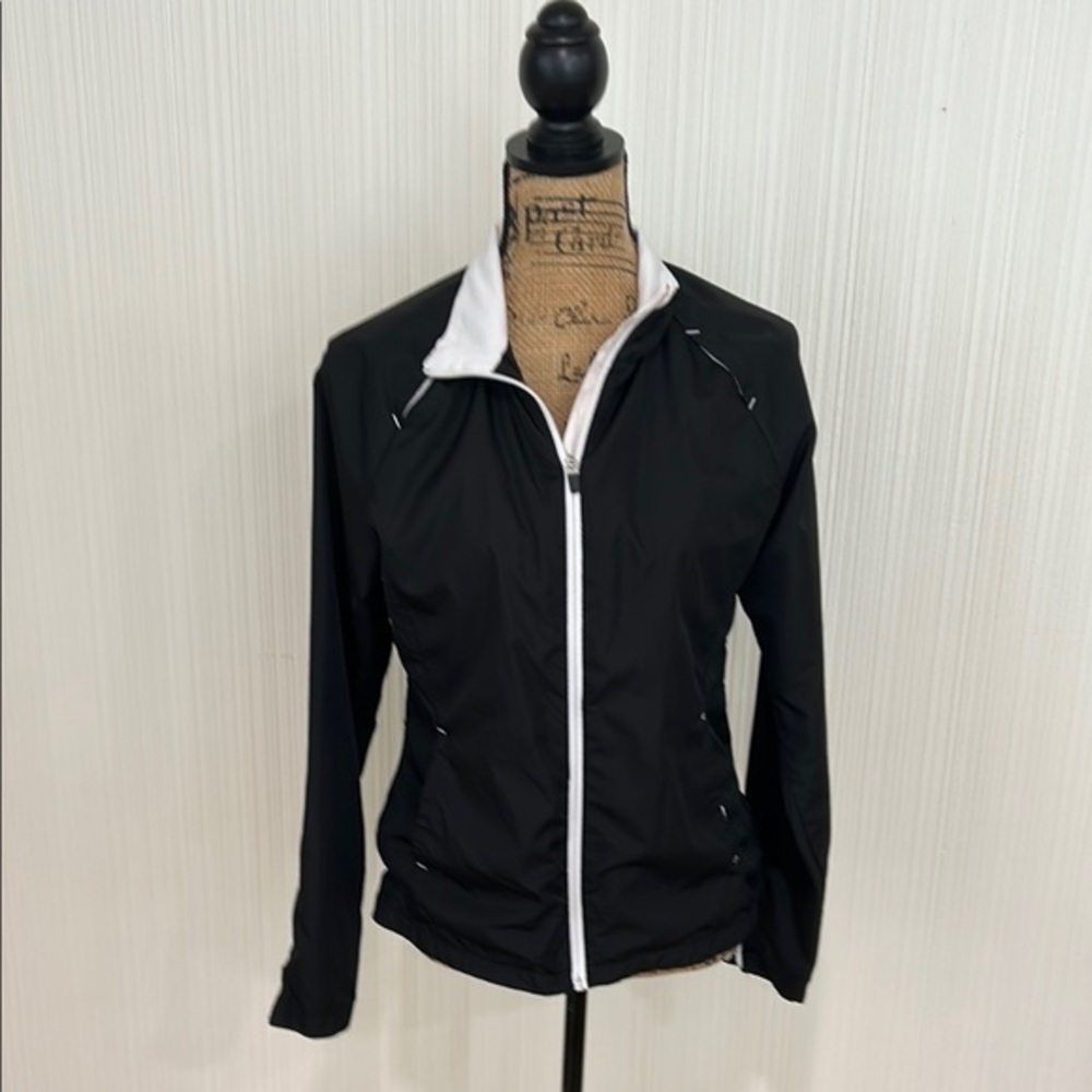 Danskin Now Black and White light athletic jacket